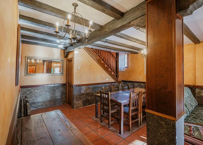 Casa Gomez Santa Maria del Campo